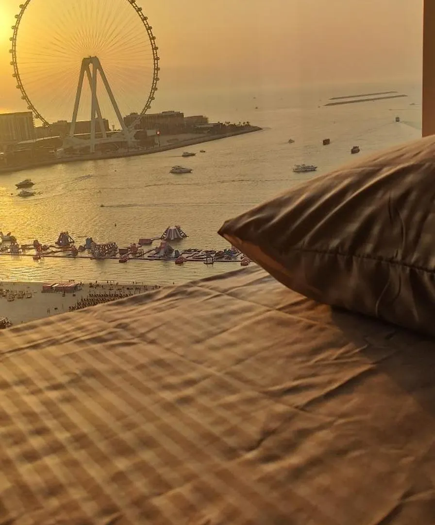 At The Top Sky Jbr Dubai Homestay